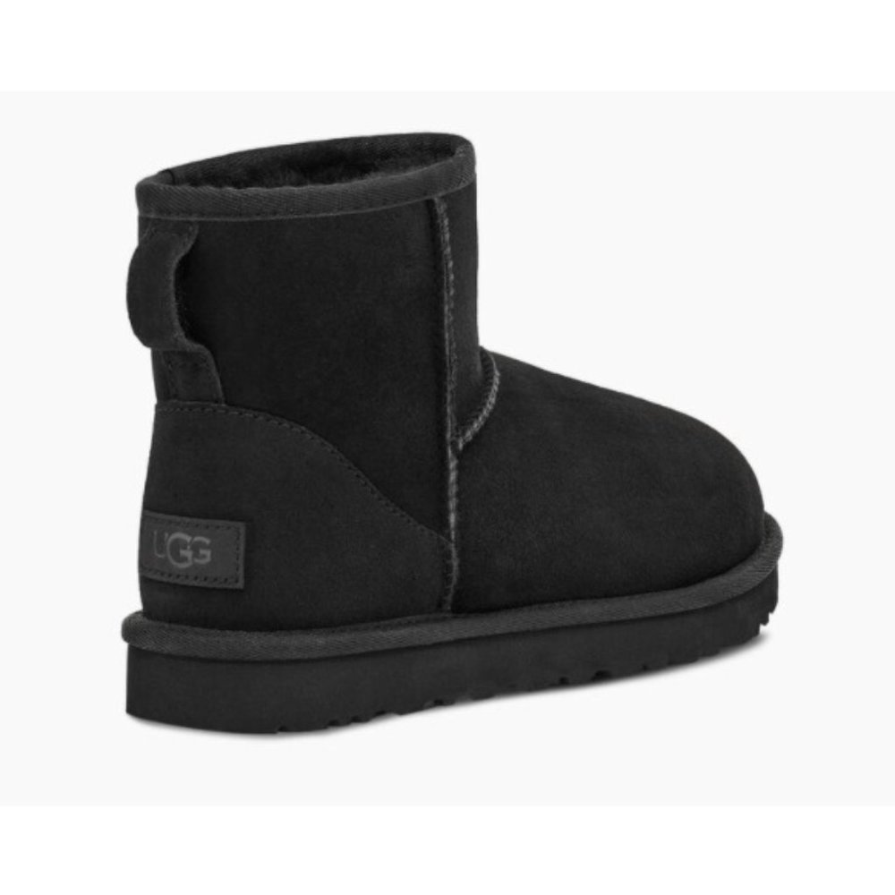 UGG - CLASSIC MINI II BOOT